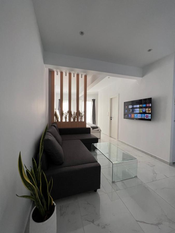 Modern 1-Bedroom Apartment In The City Center Θεσσαλονίκη Εξωτερικό φωτογραφία